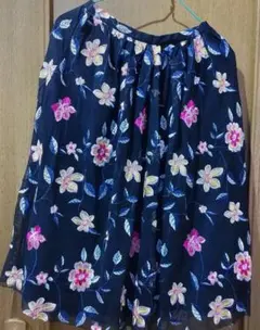 ZARAザラ　花柄レース、フレアースカート