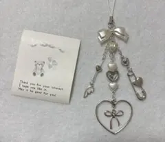 ビーズキーホルダー y2k 韓国 白 リボン ハート 羽 （55）