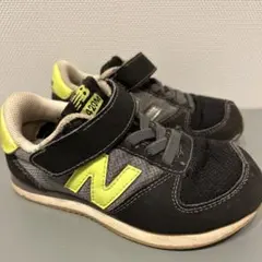 New Balance 420M キッズスニーカー ブラック×イエロー