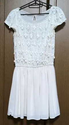 titty&co　ティティアンドコー　ワンピース　オフホワイト　フリーサイズ