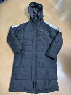 adidas ブラック ベンチコート フード付き