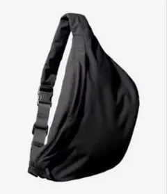 Yeezy gap BALENCIAGA ボディバッグ　ショルダーバッグ