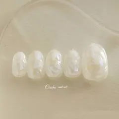 No.375 ネイルチップ　白　ニュアンス　うるうる　ちゅるん　シンプル