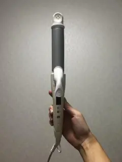 ホワイト カールヘアアイロン デジタル温度表示