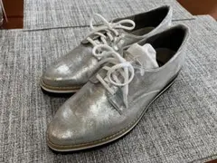 【展示品】シルバー 光沢 カジュアルシューズ　23cm