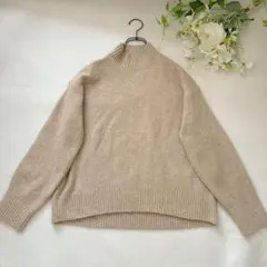 UNIQLOユニクロハイネックニットセーター（M）　ウールブレンド　シンプル