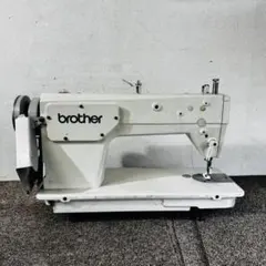 BROTHER 職業用ミシン TZ-652 直進横振り木製ベース付き - メルカリ