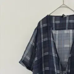 H＆M シアー ブラウス Vネック 半袖 チェック 透け感 お出かけ きれいめのサムネイル