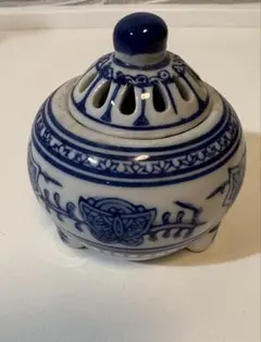 青白磁 香炉 三つ足 蓋付き お香立て 陶器 インテリア
