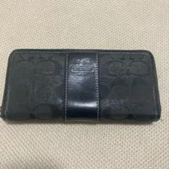 Coach コーチ シグネチャー柄 ブラック ラウンドファスナー 長財布
