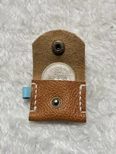 レザーコインケース　マルチケース　 ピルケース　キーホルダー　チャーム　本革