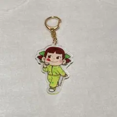 Snow Man　ペコちゃん　アクリルキーホルダー　阿部亮平　グリーン　不二家