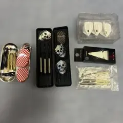 【豪華セット】ダーツ一式まとめ売り 初心者〜中級者向けのサムネイル