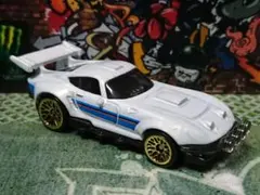 アスタナ ホットー / 白