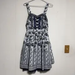 Sretsisスレトシス ワンピース フルーツ刺繍 西野カナMV着用 オフショル Sretsisスレトシス ワンピース フルーツ刺繍 西野カナMV着用