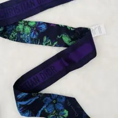 ディオール　紫フラワミッツァ