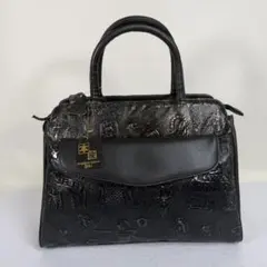 本革　本皮　エジプト　ピラミッド　文字　ハンドバッグ　ブラック