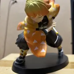 鬼滅の刃　我妻善逸フィギュア