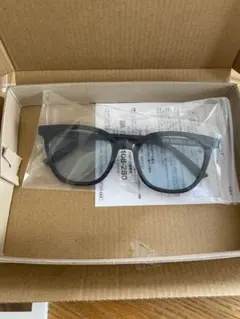 大人ミューズ6月号 調光サングラス キャットアイ 黒