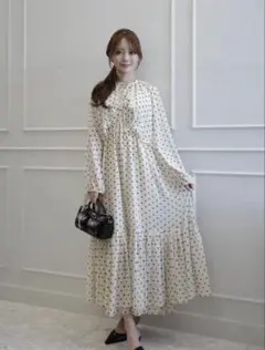 Sara Mallika】コットンカットジャガードギャザードレス ワンピース 