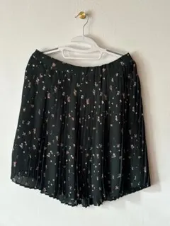 スカート　ページボーイ　花柄　サイズＭ