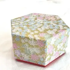 紙　箱　空き箱　入れ物　ケース　和柄　花柄　梅