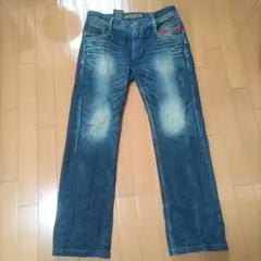 RED PEPPER GOLD　LABEL刺繍入りダメージストレートデニム