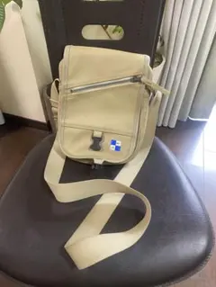 HARVEST LABELのベージュ フラップ式バッグ