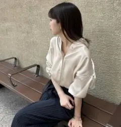 2024SS プラージュ サテン シャツ とろみ 長袖のサムネイル
