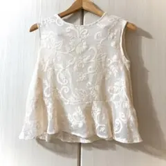 coca アイボリー 花柄レース ノースリーブ トップス(S)