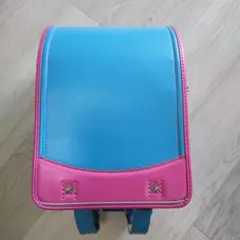 Item thumbnail for item 3ce8682f-4eaa-4cb5-bf16-3a0fe080e2db