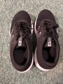 New Balance 420 ブラック スニーカー