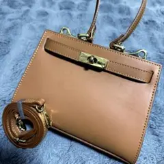 Item thumbnail for item 806efd3e-0281-41fd-aa16-7b04c9bda9b2