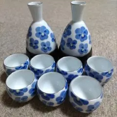 【値下げ】昭和レトロ　青い花柄 お猪口と徳利セット