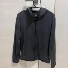 フード付きダークグレーパーカー サイズN