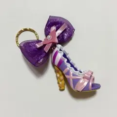 ディズニーランド　キーチェーン　シューズ　ラプンツェル