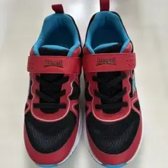 スニーカー　MACHGT 22.0EE
