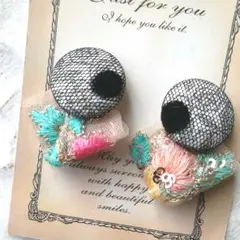 チュール　ボタン　ピアス　イヤリング　リボン　ドット　ピンク　スリーピングローズ