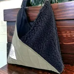 デニムリメイク　トライアングルバッグ　4