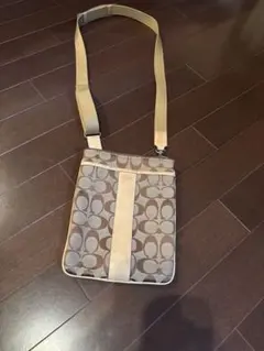 コーチ　モノグラム ショルダーバッグ