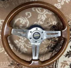 ウッドステアリング メーカー不明 モモホーンボタン 中古品 - メルカリ