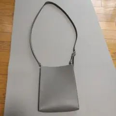 【美品】RENAME ダークグレー　スクエア 　ショルダーバッグのサムネイル