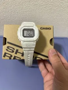 美品】CASIO G-SHOCK GMA-S2200M-7AJF ホワイト 白 - メルカリ