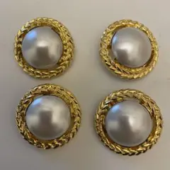 ヴィンテージゴールドパールボタン4個セット