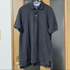 トミーヒルフィガー ブラックポロシャツ