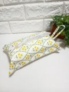 (ハンドメイド)箱なしティッシュカバー　花柄　壁掛け