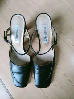 elegance 卑弥呼パンプス ブラックのサムネイル