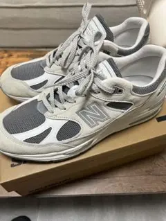 ニューバランス991V2のサムネイル