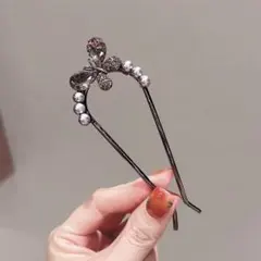 和風髪飾り　黒い簪　蝶の髪飾り　シンプル簪　正装髪飾り　黒い髪飾り　フォーマル簪