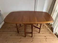 ミッドセンチュリー ダイニングテーブル